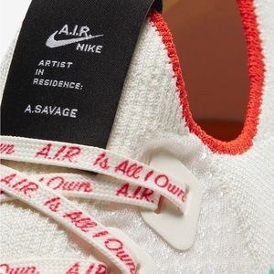 Nike React Infinity Run Flyknit Sail Black Track Red Size 42